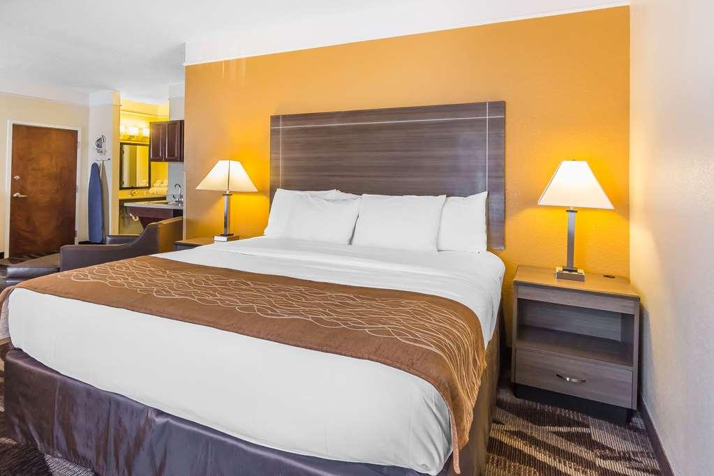 Comfort Inn Near Frost Bank Center San Antonio Buitenkant foto