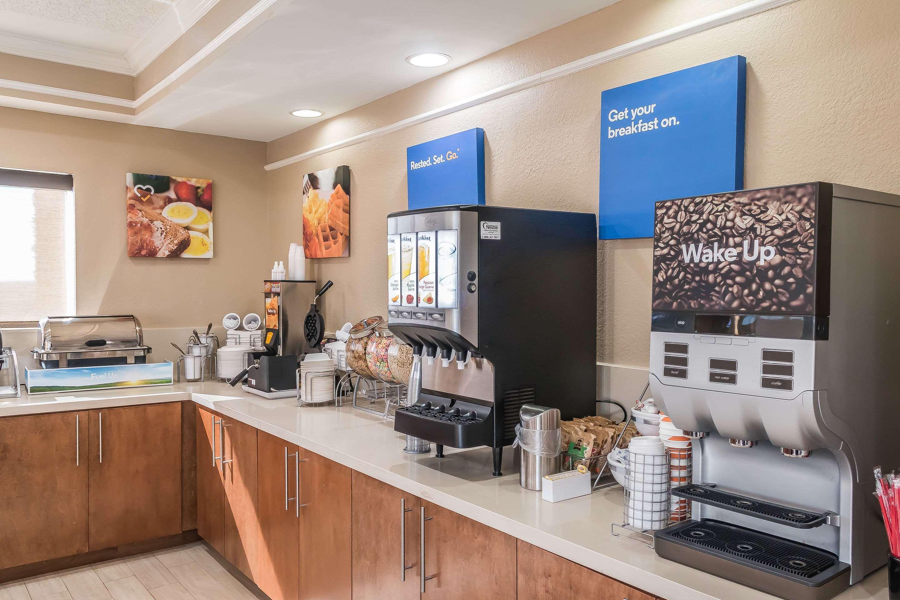 Comfort Inn Near Frost Bank Center San Antonio Buitenkant foto