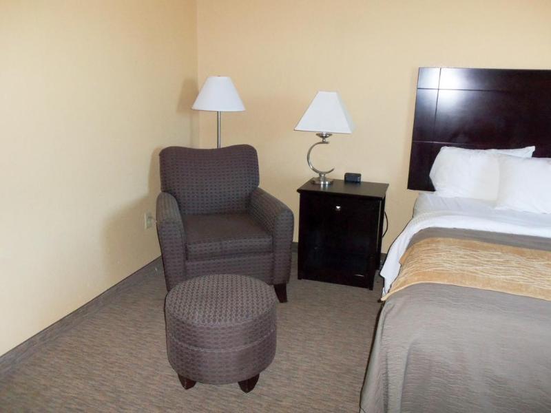Comfort Inn Near Frost Bank Center San Antonio Buitenkant foto